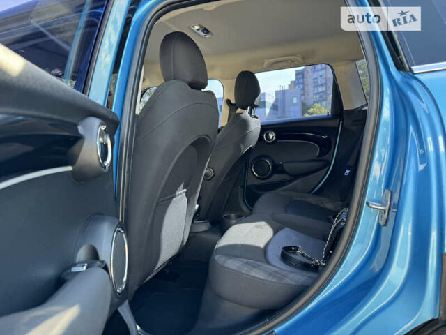 Синій Міні Hatch, об'ємом двигуна 1.5 л та пробігом 79 тис. км за 16999 $, фото 15 на Automoto.ua