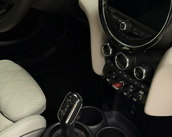 Синий Мини Hatch, объемом двигателя 2 л и пробегом 52 тыс. км за 23700 $, фото 16 на Automoto.ua