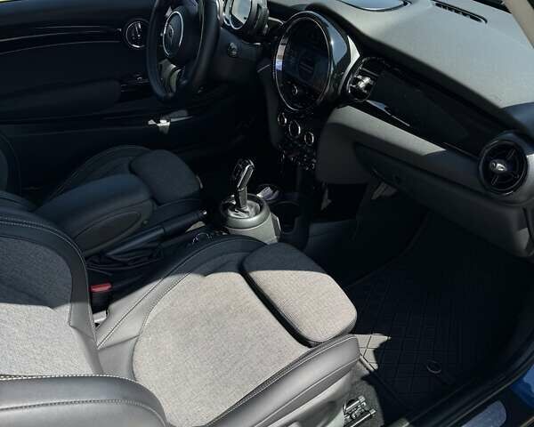 Синій Міні Hatch, об'ємом двигуна 2 л та пробігом 47 тис. км за 27000 $, фото 9 на Automoto.ua