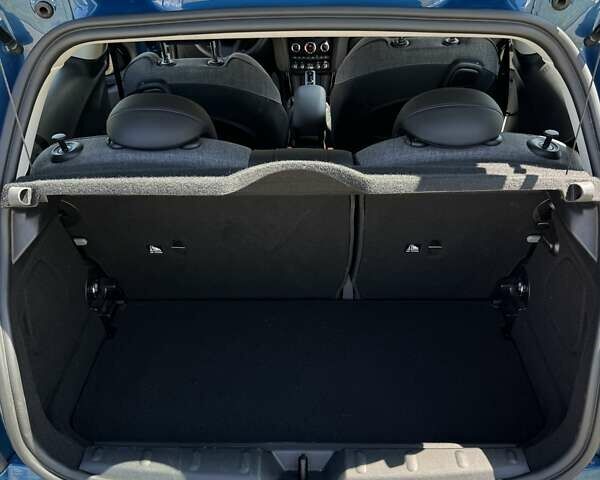 Синий Мини Hatch, объемом двигателя 2 л и пробегом 49 тыс. км за 26000 $, фото 3 на Automoto.ua