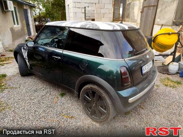 Зелений Міні Hatch, об'ємом двигуна 1.6 л та пробігом 243 тис. км за 5200 $, фото 2 на Automoto.ua