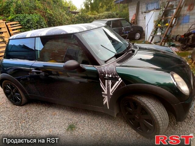 Зелений Міні Hatch, об'ємом двигуна 1.6 л та пробігом 243 тис. км за 5200 $, фото 1 на Automoto.ua