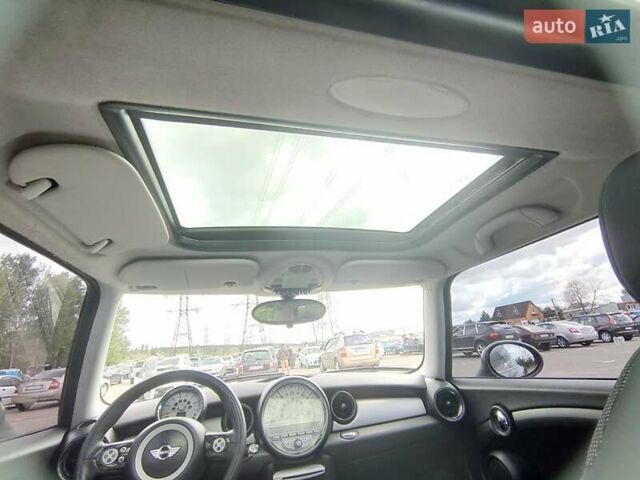 Зеленый Мини Hatch, объемом двигателя 1.56 л и пробегом 265 тыс. км за 6100 $, фото 10 на Automoto.ua
