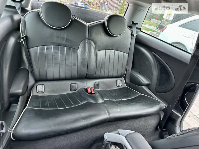 Зелений Міні Hatch, об'ємом двигуна 1.6 л та пробігом 110 тис. км за 8000 $, фото 10 на Automoto.ua