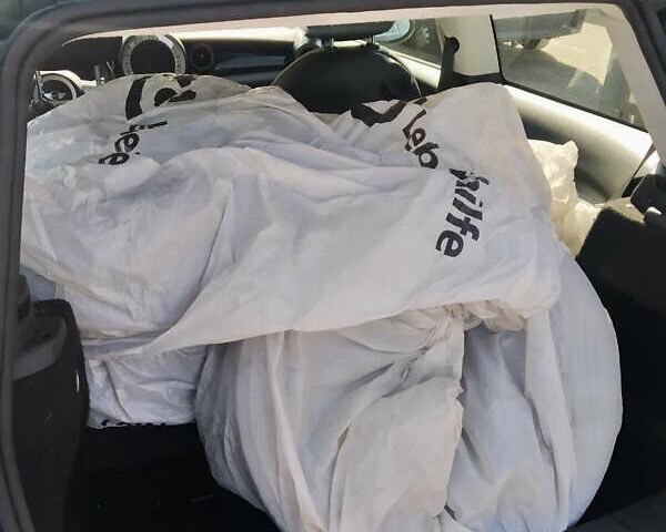 Зелений Міні Hatch, об'ємом двигуна 1.6 л та пробігом 110 тис. км за 8000 $, фото 14 на Automoto.ua