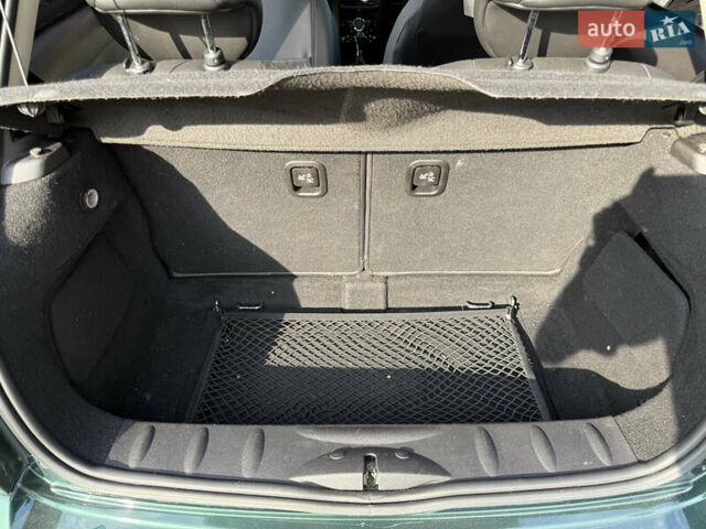 Зеленый Мини Hatch, объемом двигателя 1.6 л и пробегом 178 тыс. км за 7600 $, фото 7 на Automoto.ua