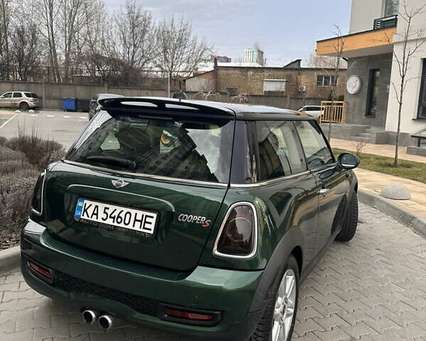 Зеленый Мини Hatch, объемом двигателя 1.6 л и пробегом 189 тыс. км за 8500 $, фото 7 на Automoto.ua