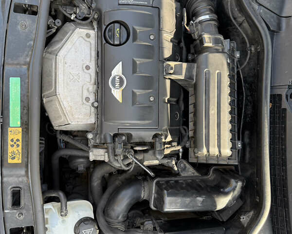 Зеленый Мини Hatch, объемом двигателя 1.6 л и пробегом 178 тыс. км за 7600 $, фото 12 на Automoto.ua