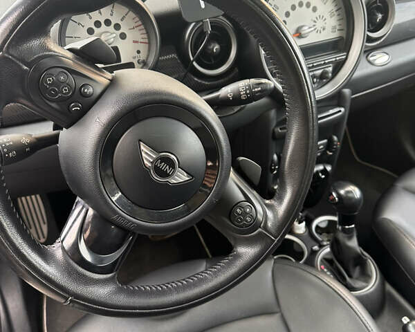 Зеленый Мини Hatch, объемом двигателя 1.6 л и пробегом 189 тыс. км за 8500 $, фото 14 на Automoto.ua
