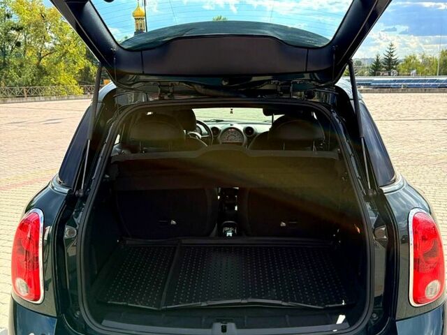 Зелений Міні Hatch, об'ємом двигуна 1.6 л та пробігом 252 тис. км за 7000 $, фото 8 на Automoto.ua