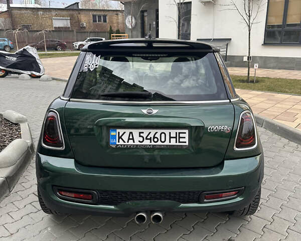 Зеленый Мини Hatch, объемом двигателя 1.6 л и пробегом 189 тыс. км за 8500 $, фото 20 на Automoto.ua