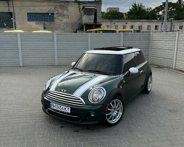 Зеленый Мини Hatch, объемом двигателя 1.6 л и пробегом 190 тыс. км за 8300 $, фото 46 на Automoto.ua