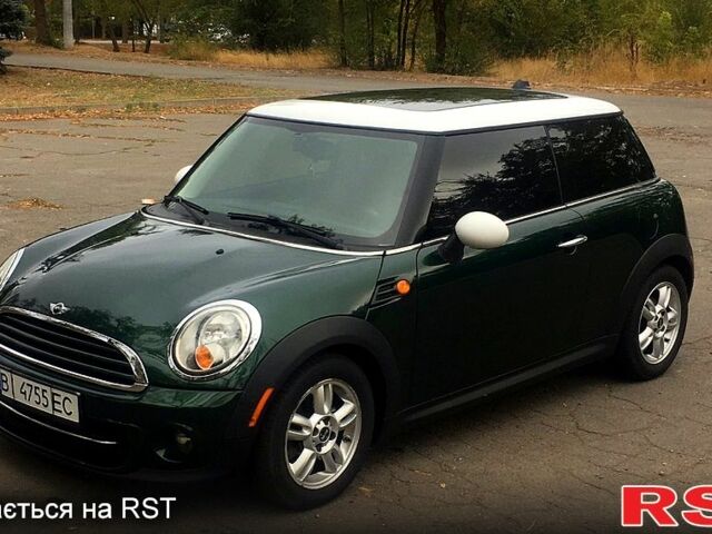Зеленый Мини Hatch, объемом двигателя 1.6 л и пробегом 255 тыс. км за 7300 $, фото 5 на Automoto.ua