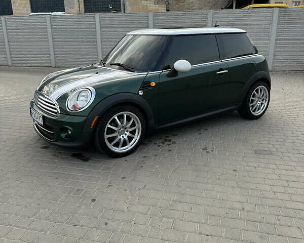Зеленый Мини Hatch, объемом двигателя 1.6 л и пробегом 190 тыс. км за 8300 $, фото 7 на Automoto.ua