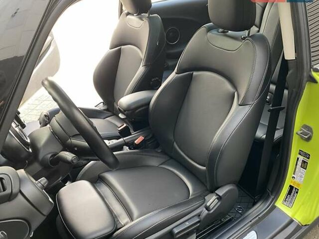 Зелений Міні Hatch, об'ємом двигуна 2 л та пробігом 90 тис. км за 15990 $, фото 7 на Automoto.ua
