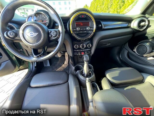 Зелений Міні Hatch, об'ємом двигуна 2 л та пробігом 100 тис. км за 16000 $, фото 8 на Automoto.ua
