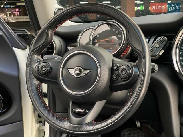 Зелений Міні Hatch, об'ємом двигуна 2 л та пробігом 90 тис. км за 15990 $, фото 18 на Automoto.ua