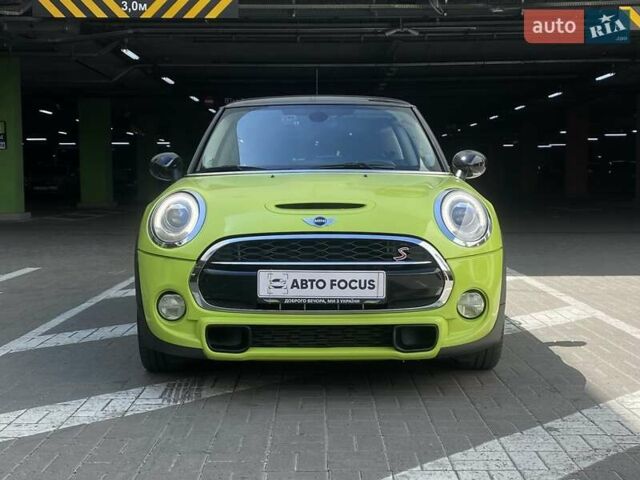 Зелений Міні Hatch, об'ємом двигуна 2 л та пробігом 90 тис. км за 15990 $, фото 2 на Automoto.ua
