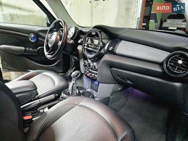 Зеленый Мини Hatch, объемом двигателя 1.5 л и пробегом 67 тыс. км за 11999 $, фото 15 на Automoto.ua