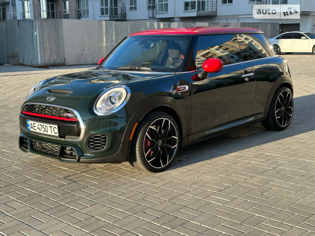 Зелений Міні Hatch, об'ємом двигуна 2 л та пробігом 91 тис. км за 20999 $, фото 13 на Automoto.ua