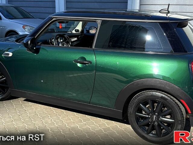 Зеленый Мини Hatch, объемом двигателя 1.5 л и пробегом 10 тыс. км за 17900 $, фото 3 на Automoto.ua