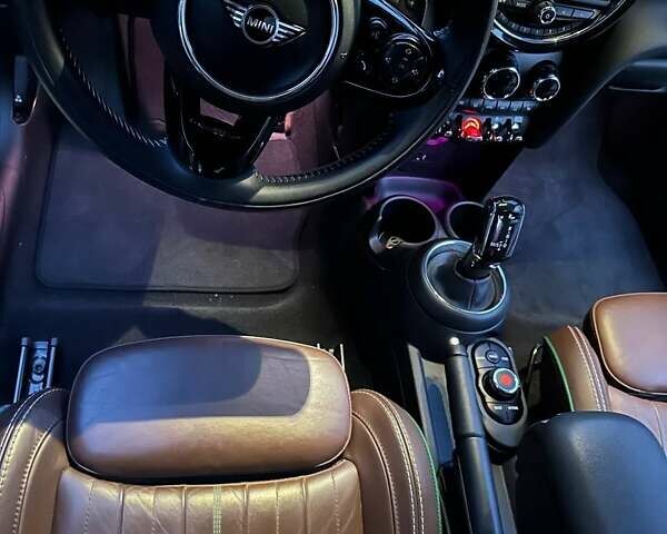 Зеленый Мини Hatch, объемом двигателя 2 л и пробегом 52 тыс. км за 29000 $, фото 25 на Automoto.ua