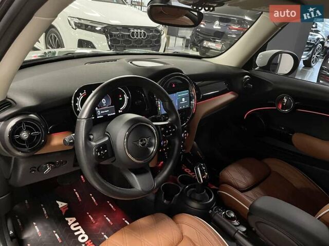 Зелений Міні Hatch, об'ємом двигуна 1.5 л та пробігом 10 тис. км за 29700 $, фото 33 на Automoto.ua