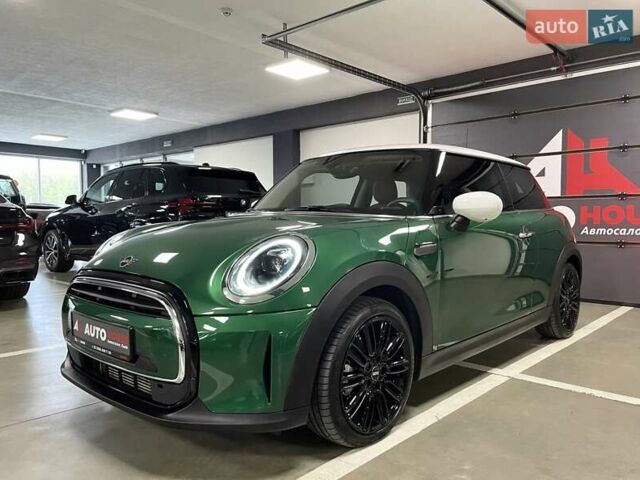 Зелений Міні Hatch, об'ємом двигуна 1.5 л та пробігом 10 тис. км за 29700 $, фото 2 на Automoto.ua