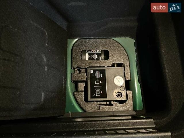 Зелений Міні Hatch, об'ємом двигуна 1.5 л та пробігом 10 тис. км за 29700 $, фото 26 на Automoto.ua