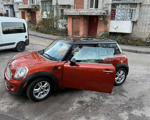 Оранжевый Мини Hatch, объемом двигателя 1.6 л и пробегом 185 тыс. км за 7700 $, фото 7 на Automoto.ua