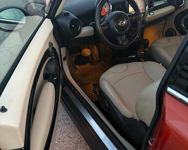 Оранжевый Мини Hatch, объемом двигателя 1.6 л и пробегом 185 тыс. км за 7700 $, фото 15 на Automoto.ua
