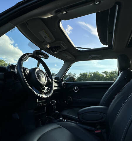 Оранжевый Мини Hatch, объемом двигателя 1.5 л и пробегом 156 тыс. км за 12700 $, фото 8 на Automoto.ua