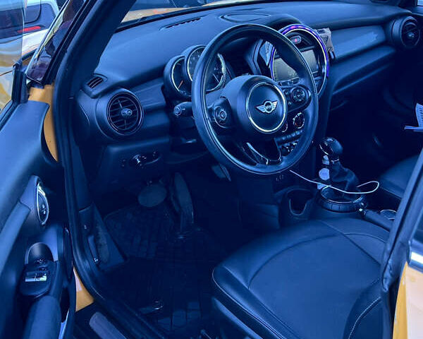 Оранжевый Мини Hatch, объемом двигателя 1.5 л и пробегом 120 тыс. км за 11500 $, фото 13 на Automoto.ua