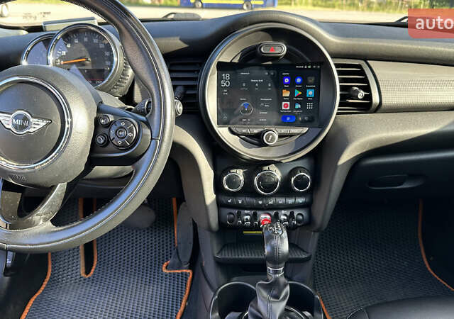 Оранжевый Мини Hatch, объемом двигателя 1.5 л и пробегом 156 тыс. км за 12700 $, фото 14 на Automoto.ua