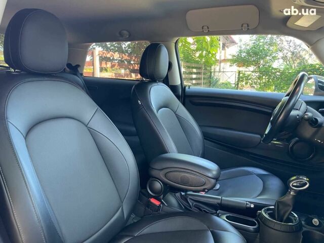 Оранжевый Мини Hatch, объемом двигателя 1.5 л и пробегом 122 тыс. км за 12490 $, фото 14 на Automoto.ua