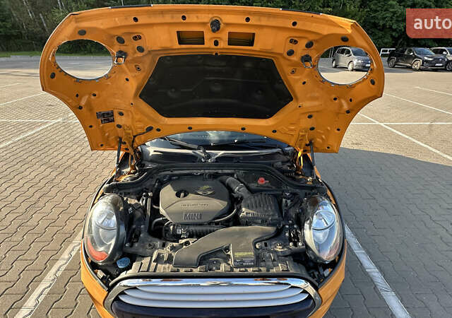 Оранжевый Мини Hatch, объемом двигателя 1.5 л и пробегом 156 тыс. км за 12700 $, фото 2 на Automoto.ua
