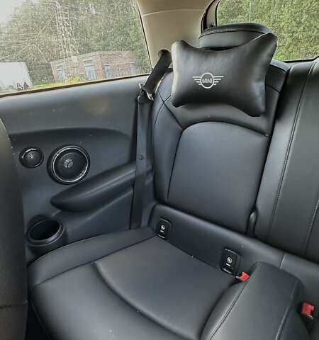 Оранжевый Мини Hatch, объемом двигателя 1.5 л и пробегом 156 тыс. км за 12700 $, фото 20 на Automoto.ua