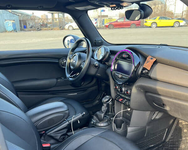 Оранжевый Мини Hatch, объемом двигателя 1.5 л и пробегом 120 тыс. км за 11500 $, фото 6 на Automoto.ua