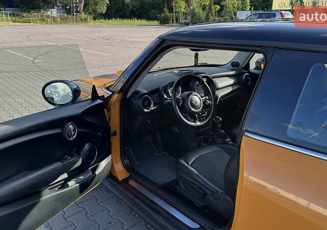 Оранжевый Мини Hatch, объемом двигателя 1.5 л и пробегом 156 тыс. км за 12700 $, фото 6 на Automoto.ua