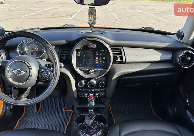 Оранжевый Мини Hatch, объемом двигателя 1.5 л и пробегом 156 тыс. км за 12700 $, фото 13 на Automoto.ua