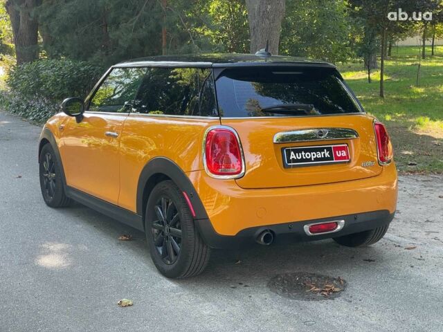 Оранжевый Мини Hatch, объемом двигателя 1.5 л и пробегом 122 тыс. км за 12490 $, фото 6 на Automoto.ua