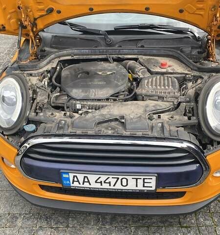 Оранжевый Мини Hatch, объемом двигателя 1.5 л и пробегом 104 тыс. км за 15900 $, фото 11 на Automoto.ua