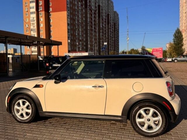 Мини Мини 2011 в Харькове на Automoto.ua Белый Мини Мини, объемом двигателя 1.6 л и пробегом 170 тыс. км за 8500 $, фото 1 на Automoto.ua