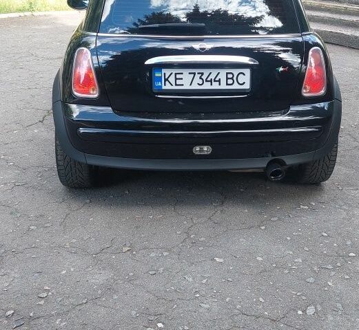 Чорний Міні Mini, об'ємом двигуна 1.6 л та пробігом 224 тис. км за 5305 $, фото 14 на Automoto.ua