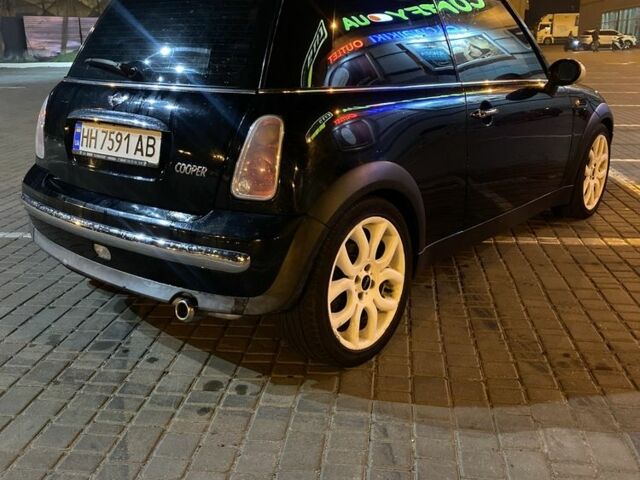Чорний Міні Mini, об'ємом двигуна 1.6 л та пробігом 2 тис. км за 6000 $, фото 1 на Automoto.ua