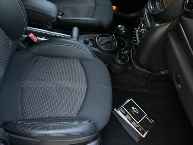 Черный Мини Мини, объемом двигателя 2 л и пробегом 192 тыс. км за 15499 $, фото 12 на Automoto.ua