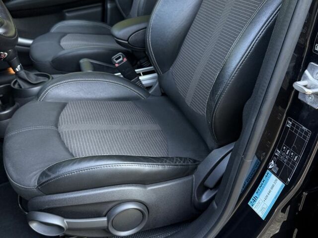 Черный Мини Мини, объемом двигателя 2 л и пробегом 192 тыс. км за 15499 $, фото 9 на Automoto.ua