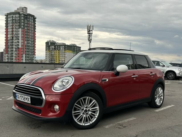 Червоний Міні Mini, об'ємом двигуна 1.5 л та пробігом 59 тис. км за 15900 $, фото 5 на Automoto.ua