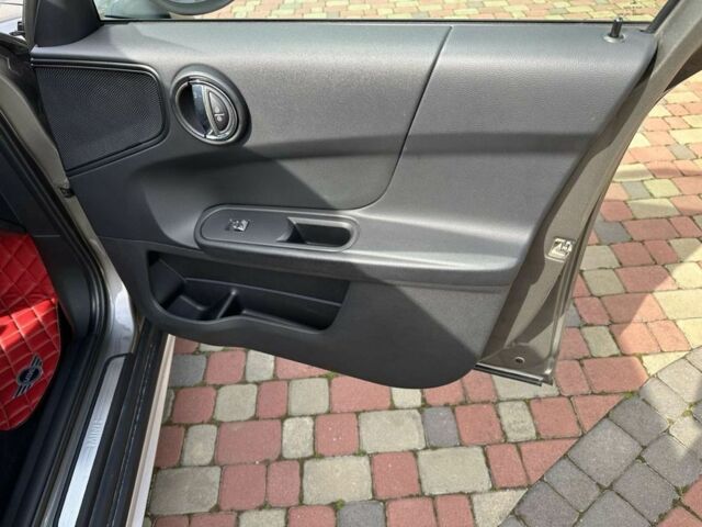 Сірий Міні Mini, об'ємом двигуна 1.5 л та пробігом 46 тис. км за 15500 $, фото 6 на Automoto.ua