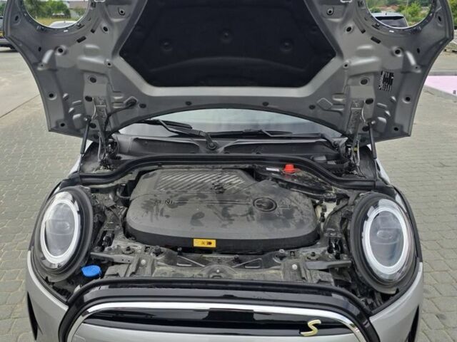 Сірий Міні Mini, об'ємом двигуна 0 л та пробігом 10 тис. км за 20000 $, фото 6 на Automoto.ua